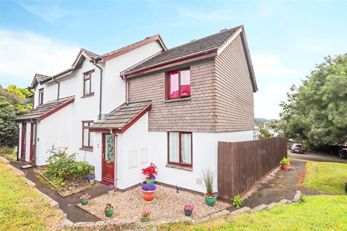 2 Bedroom End Of Terrace House For Sale In Okehampton, Devon, EX20