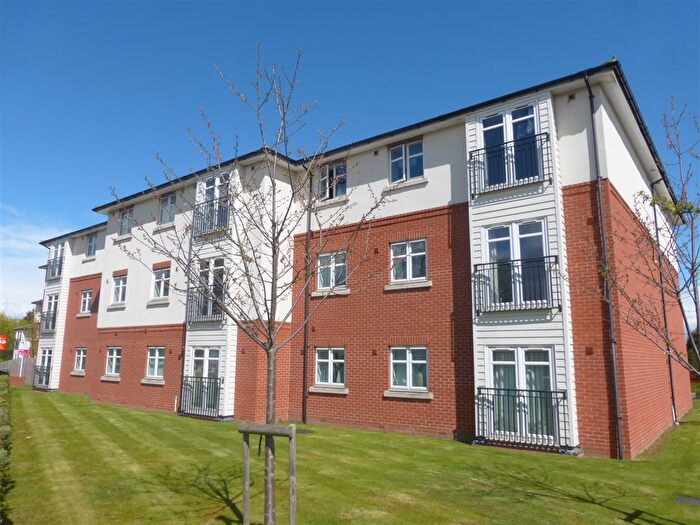 2 Bedroom Apartment To Rent In Racecourse Mews, Loughborough, LE11