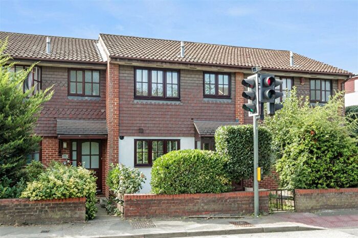 2 Bedroom Terraced House For Sale In Main Road, Longfield, DA3