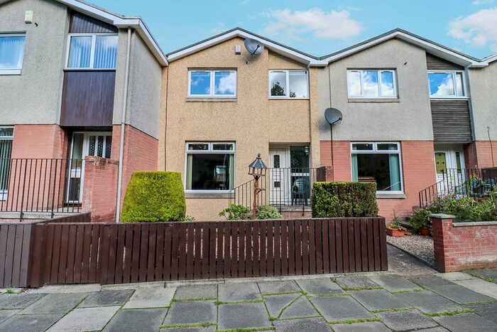 3 Bedroom Detached House To Rent In Evandale Court, Glenrothes, KY6