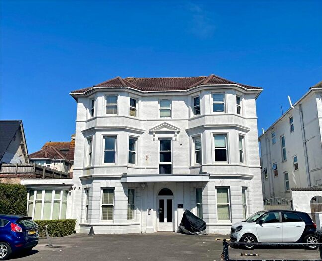 1 Bedroom Apartment For Sale In St. Michaels Road, Bournemouth, Dorset, BH2