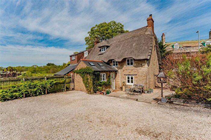 4 Bedroom Semi-Detached House For Sale In Warkton, Northamptonshire, NN16