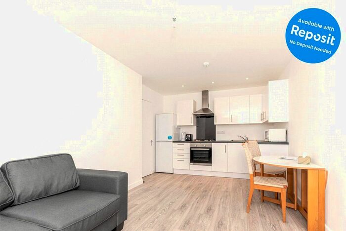 3 Bedroom Terraced House To Rent In Newmarket Terrace, Brighton, BN2