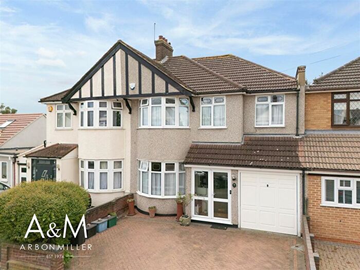 4 Bedroom Terraced House For Sale In Ryecroft Avenue, Clayhall, IG5