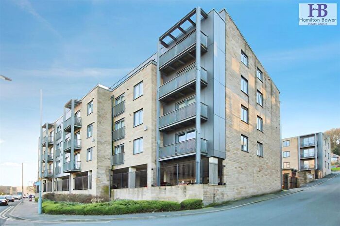 2 Bedroom Apartment To Rent In Albert Street, Baildon, Shipley, BD17