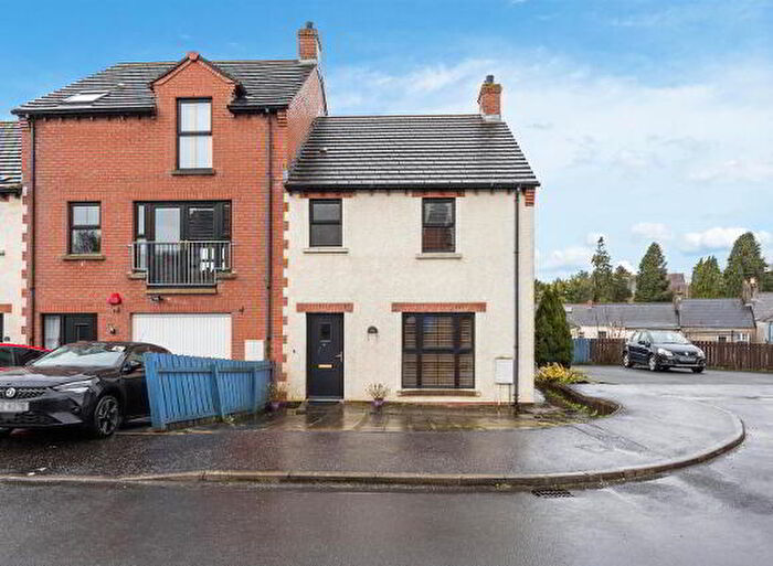 3 Bedroom TownHouse For Sale In Drummond Park, Ballynahinch, BT24