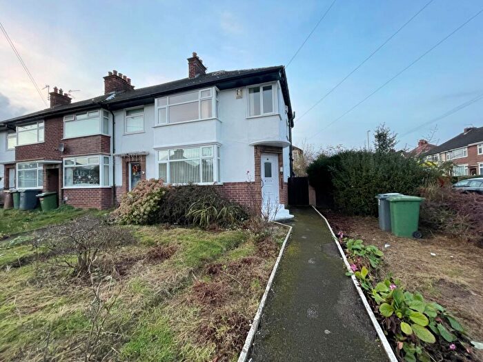 3 Bedroom House To Rent In Asterfield Avenue, CH63