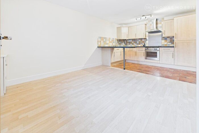 2 Bedroom Terraced House For Sale In Hitchin Street, Biggleswade, Bedfordshire, SG18