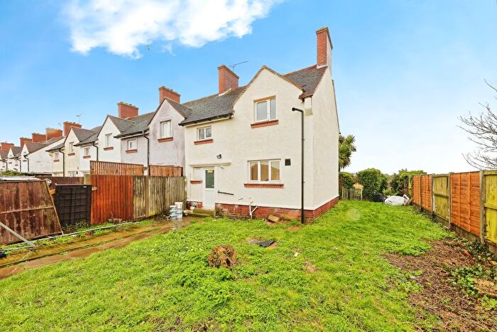 2 Bedroom End Of Terrace House For Sale In Manston Court Road, Manston, Ramsgate, Kent, CT12