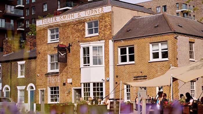 1 Bedroom Flat For Sale In West Parkside, London, SE10