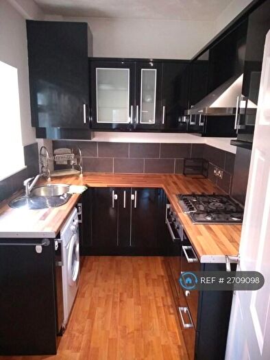 2 Bedroom Terraced House To Rent In Norway Street, Salford, M6