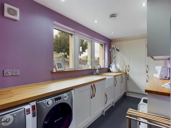 5 Bedroom Detached House For Sale In The Mullions, Roberttown Lane, Roberttown, WF15