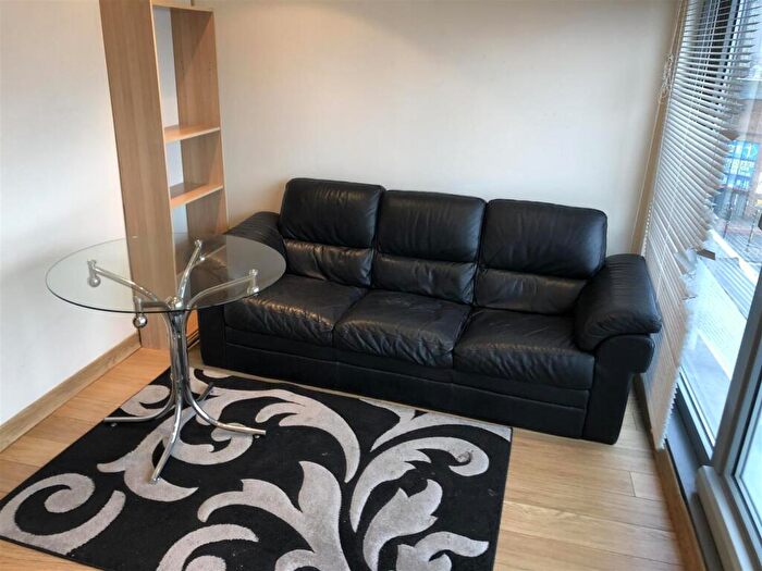 1 Bedroom Flat To Rent In Citispace South, Regent Street, Leeds, LS2