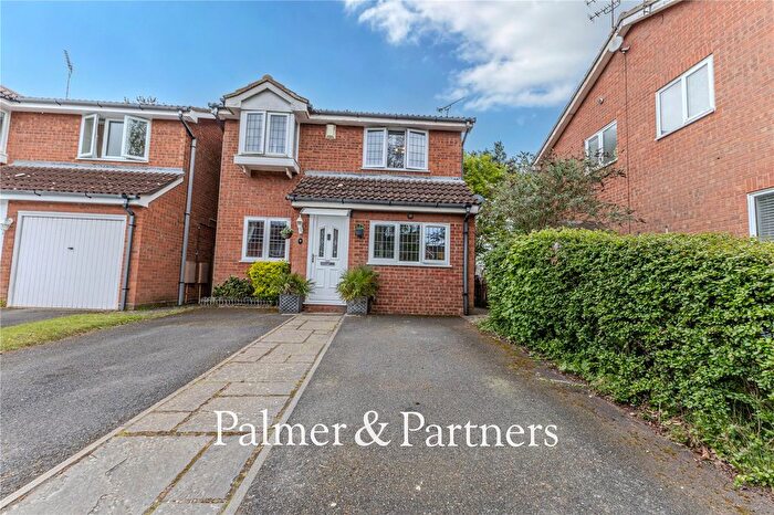 3 Bedroom Detached House For Sale In Essex Way, Purdis Farm, Ipswich, Suffolk, IP3