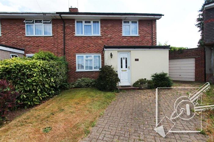 4 Bedroom House For Sale In Whitehead Close, Dartford, DA2