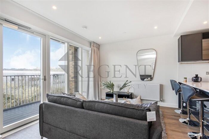 1 Bedroom Apartment To Rent In Alington House, Clarendon, N8