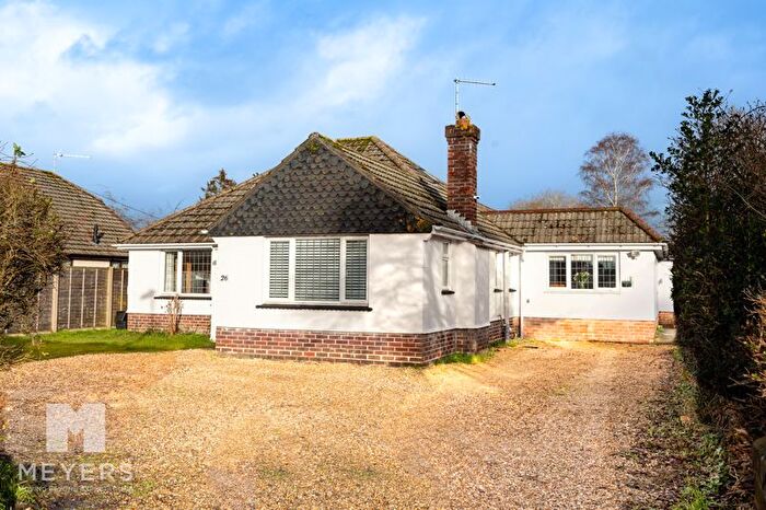 5 Bedroom Detached House For Sale In Highfield Drive, Ringwood, BH24