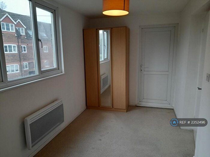 1 Bedroom Flat To Rent In Icen Way, Dorchester, DT1