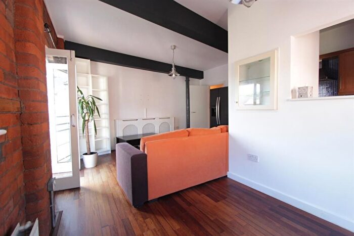 2 Bedroom Flat To Rent In Bedford Street, Sheffield, S6