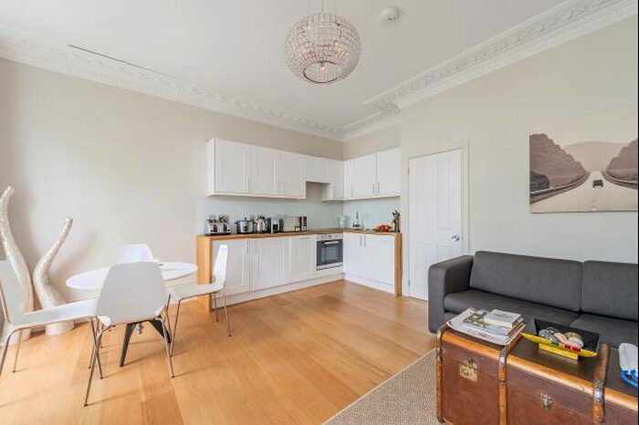 1 Bedroom Flat To Rent In Sutherland Place, London, W2