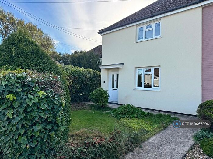 3 Bedroom Semi Detached House To Rent In Pedlars Grove, Swaffham, PE37