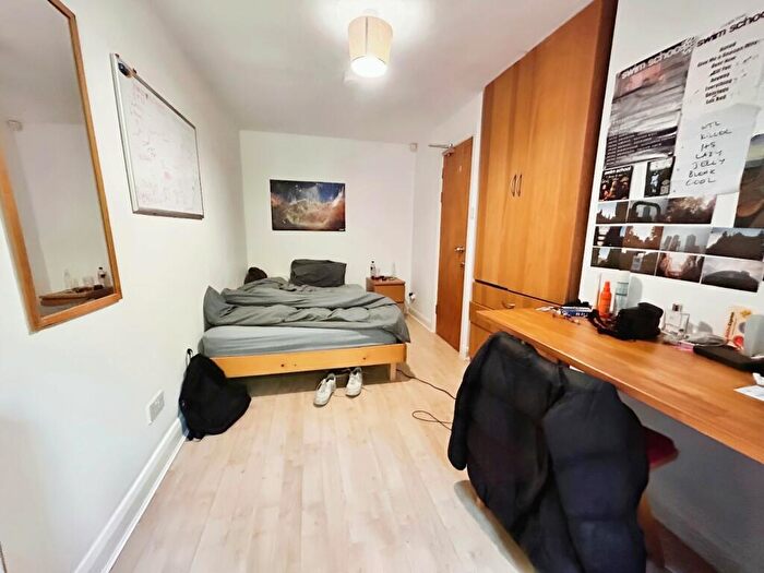 6 Bedroom Semi-Detached House To Rent In Kingswood Road, Manchester, Greater Manchester, M14