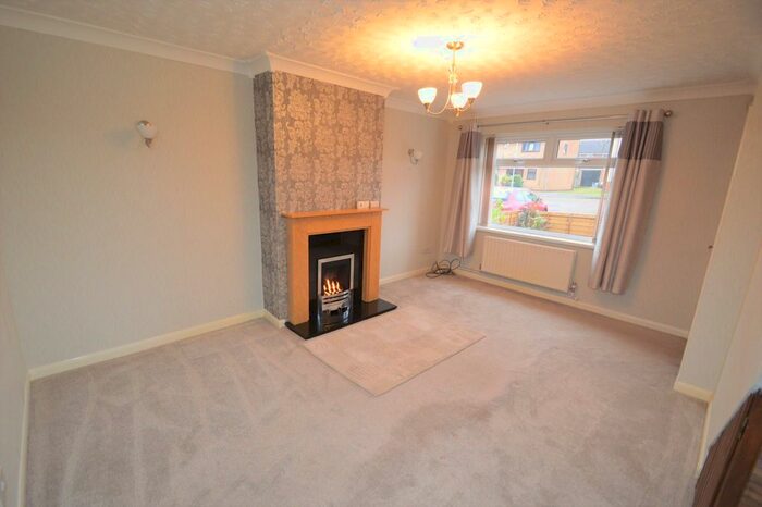 3 Bedroom Town House To Rent In Cranwell Court, Nottingham NG6