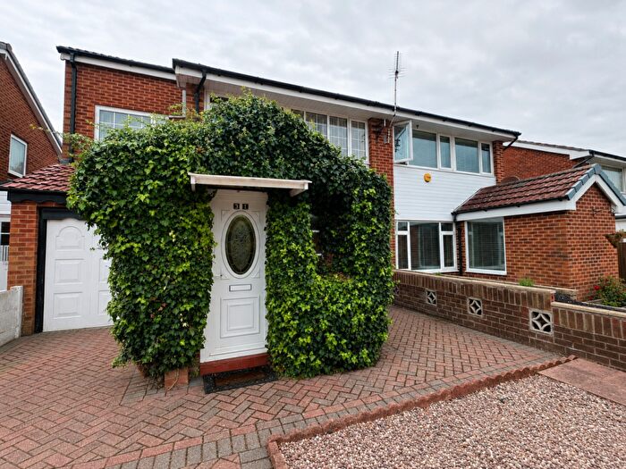 4 Bedroom Semi-Detached House For Sale In Pilling Close, Southport, Merseyside, PR9
