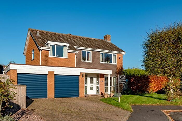 4 Bedroom Detached House For Sale In Elm Croft, Little Paxton, St. Neots, PE19