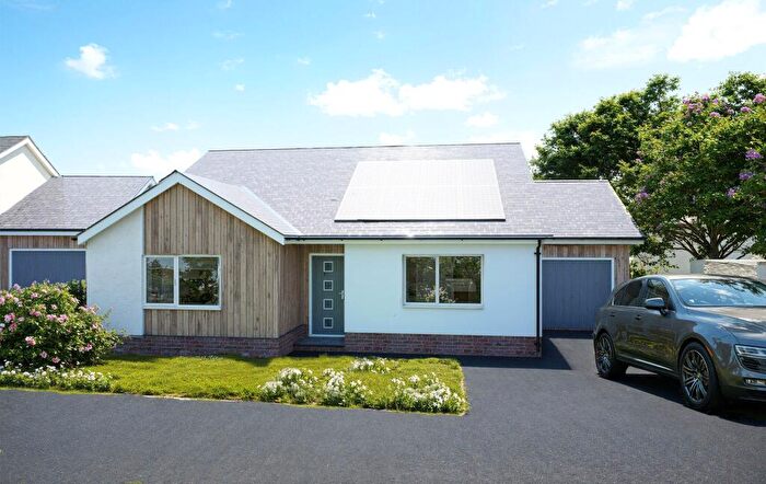 3 Bedroom Detached Bungalow For Sale In Dunheved Road, Launceston, Cornwall, PL15