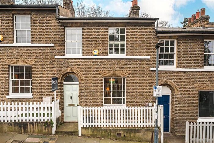 3 Bedroom Terraced House To Rent In Maidenstone Hill, Greenwich, SE10