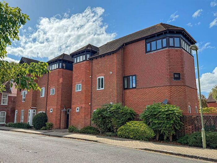 1 Bedroom Apartment For Sale In Bishops Waltham, SO32