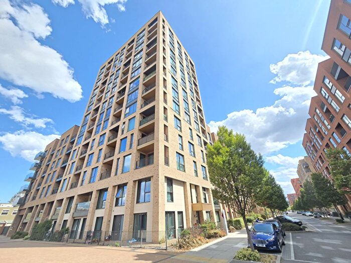 1 Bedroom Flat To Rent In Lismore Boulevard, London, NW9