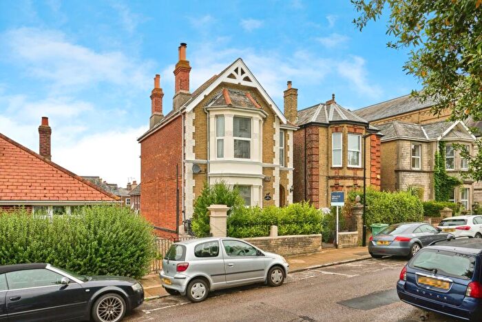5 Bedroom Detached House For Sale In Garfield Road, Ryde, PO33