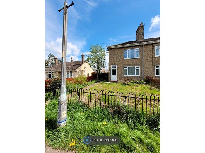 4 Bedroom Semi Detached House To Rent In Windsor Bank, Boston, PE21