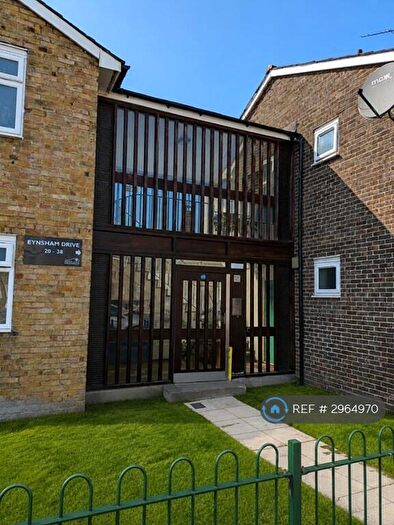 2 Bedroom Flat To Rent In Eynsham Drive, London, SE2