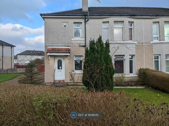 2 Bedroom Maisonette To Rent In Kiloran Street, Thornliebank, Glasgow, G46
