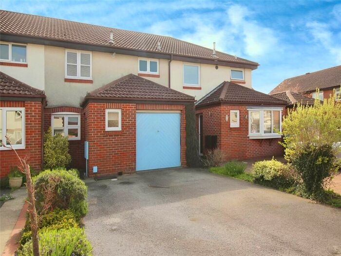 3 Bedroom Terraced House To Rent In Campion Close, Warsash, Southampton, SO31