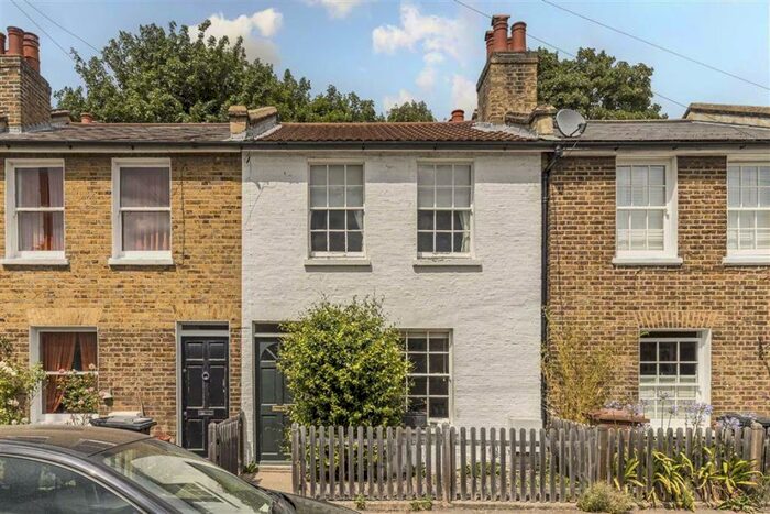 2 Bedroom Terraced House To Rent In Brightfield Road, Lee, SE12