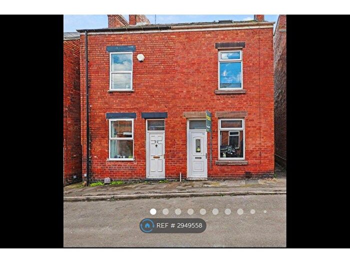 3 Bedroom Semi Detached House To Rent In Brampton, Chesterfield, S40