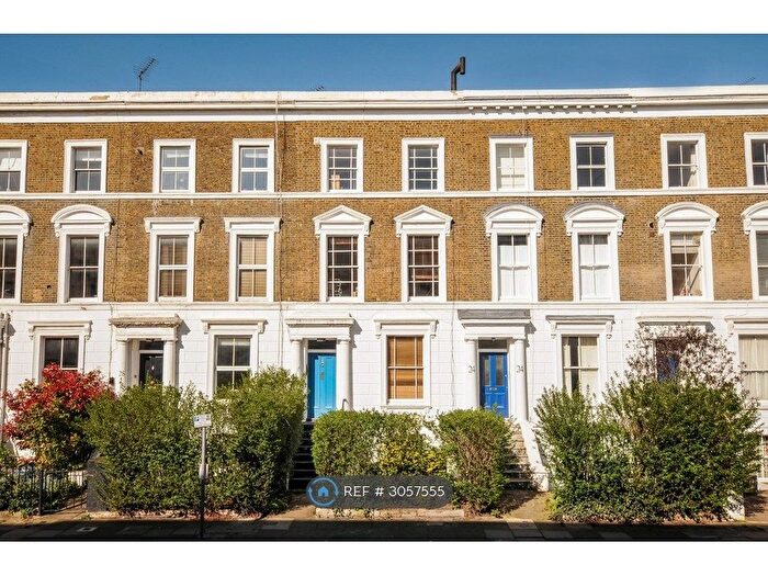 2 Bedroom Flat To Rent In Richborne Terrace, London, SW8
