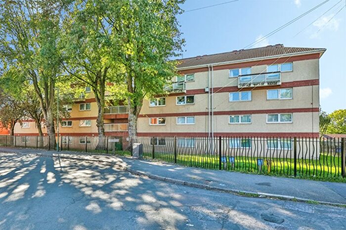 2 Bedroom Flat For Sale In Austin Street, Nottingham, NG6