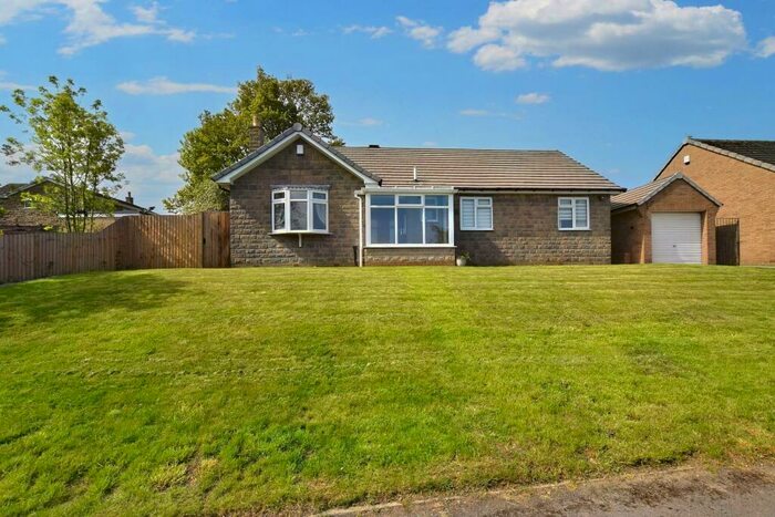 3 Bedroom Detached Bungalow To Rent In Chappell Road, Hoylandswaine, S36