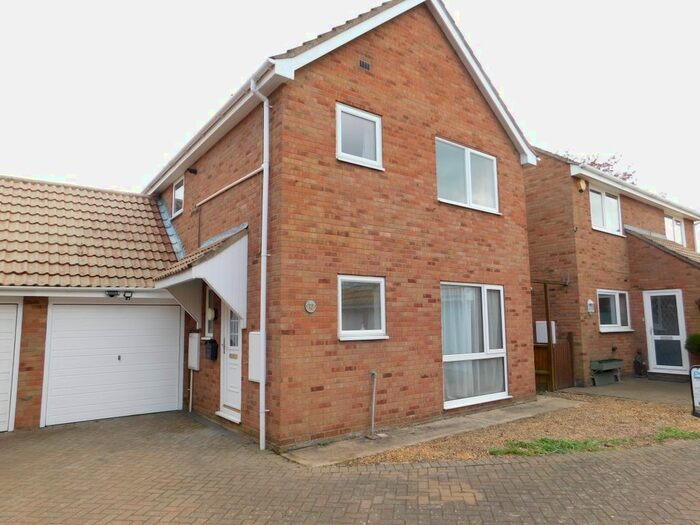 3 Bedroom Detached House To Rent In Apsley Way, Longthorpe, Peterborough, PE3