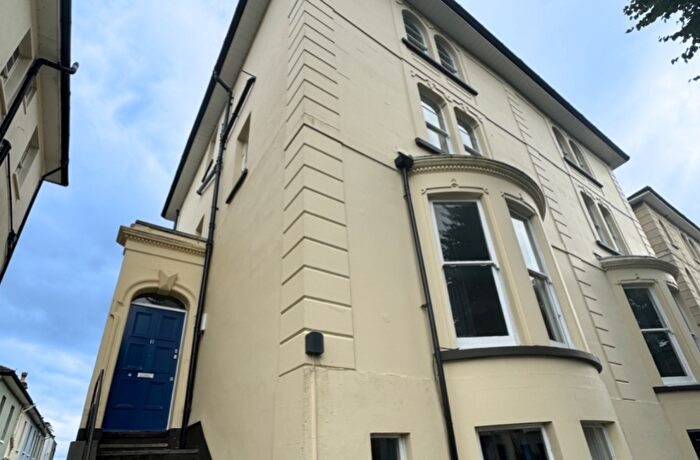 8 Bedroom Terraced House To Rent In Ashgrove Road, Redland, Bristol, BS6
