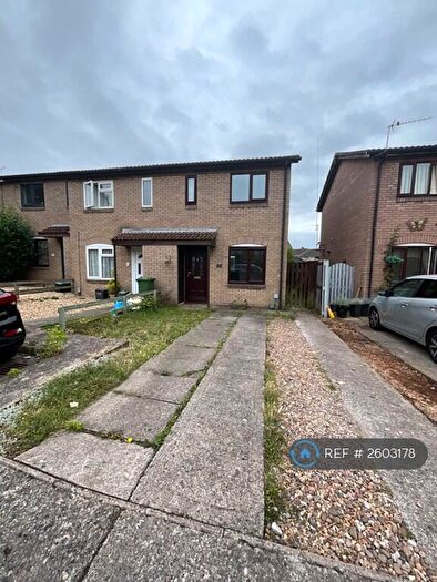 2 Bedroom End Of Terrace House To Rent In Greenway Court, Barry, CF63
