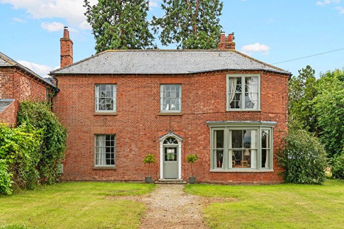 4 Bedroom Property For Sale In Hatton Rock, Stratford-Upon-Avon, CV37