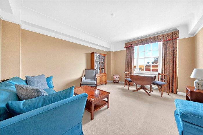 2 Bedroom Flat To Rent In York House, Turks Row, Chelsea, London, SW3