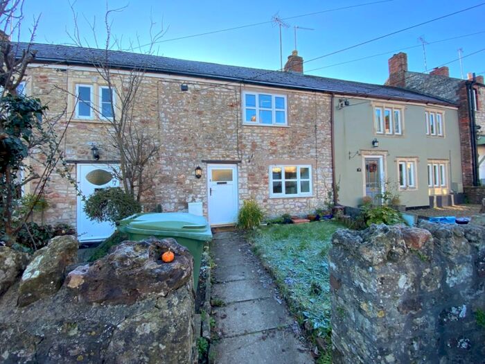 3 Bedroom Terraced House For Sale In South Street, Stratton-On-The-Fosse, BA3