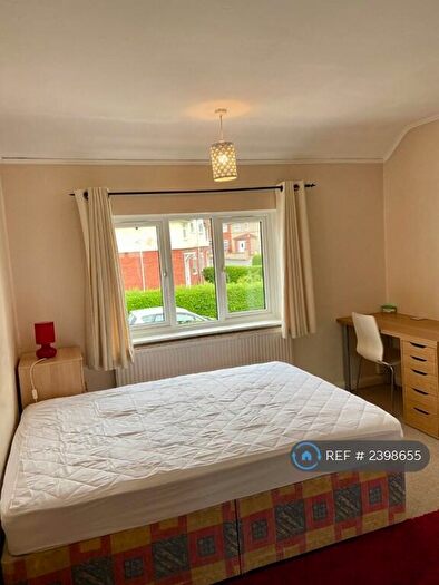 3 Bedroom Semi-Detached House To Rent In Kendal Road, Bristol, BS7